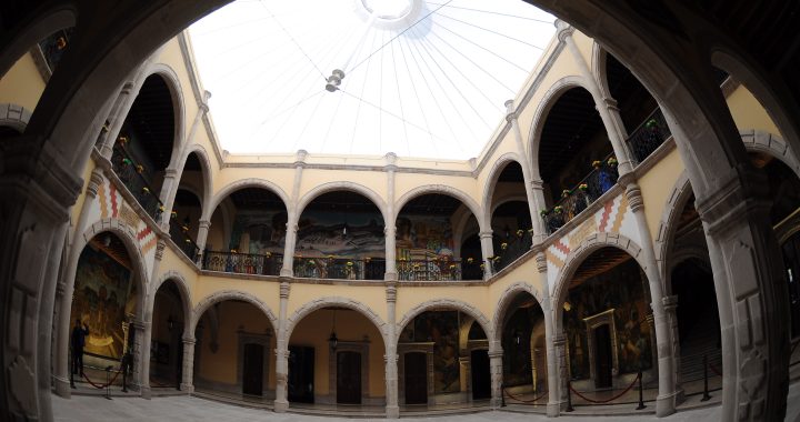 PVC tensile estructure